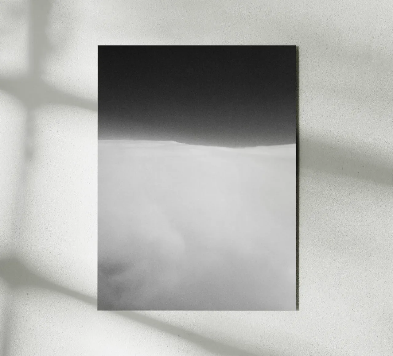 Zuckerwatte - Nuages doux devant un ciel noir panneau forex de Lisa Jureczko Arts Illustration