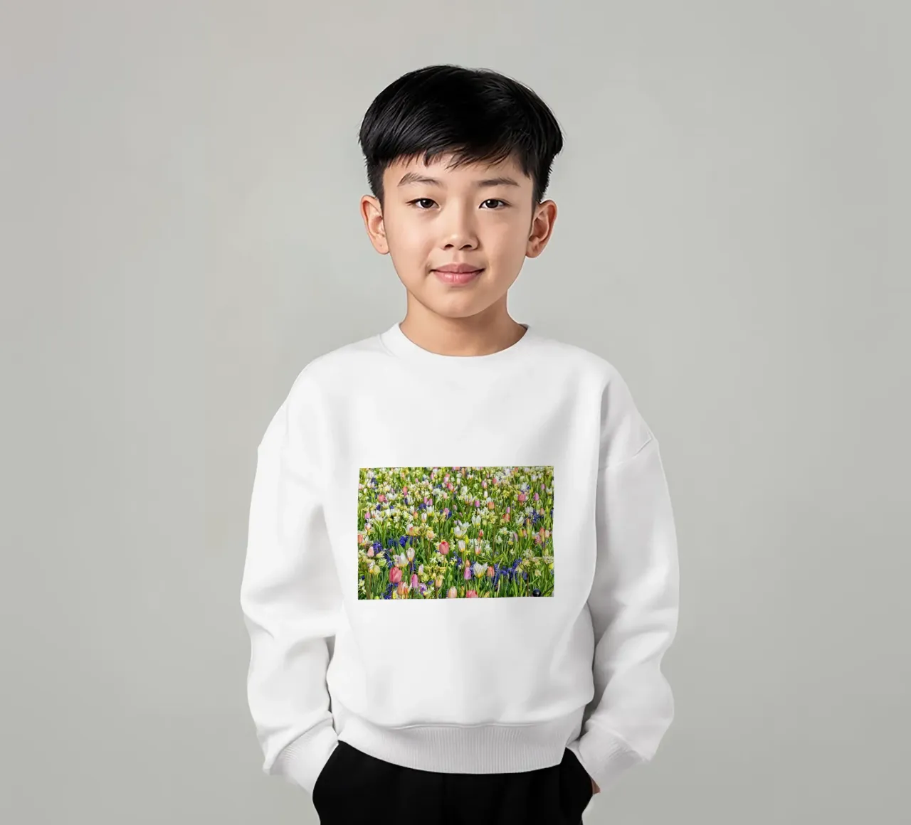 A Springtime Dream: Mixed Flower Field with Tulips and Hyaci felpa bambino da Curious Collections by Marielle Leenders