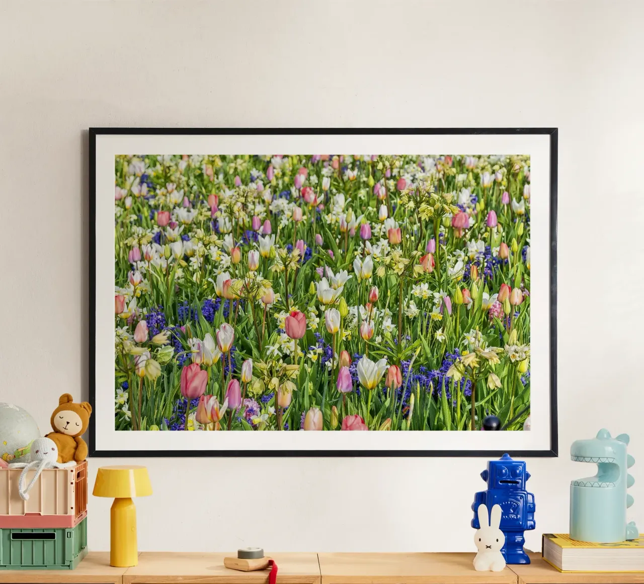 A Springtime Dream: Mixed Flower Field with Tulips and Hyaci carta hahnemühle da Curious Collections by Marielle Leenders