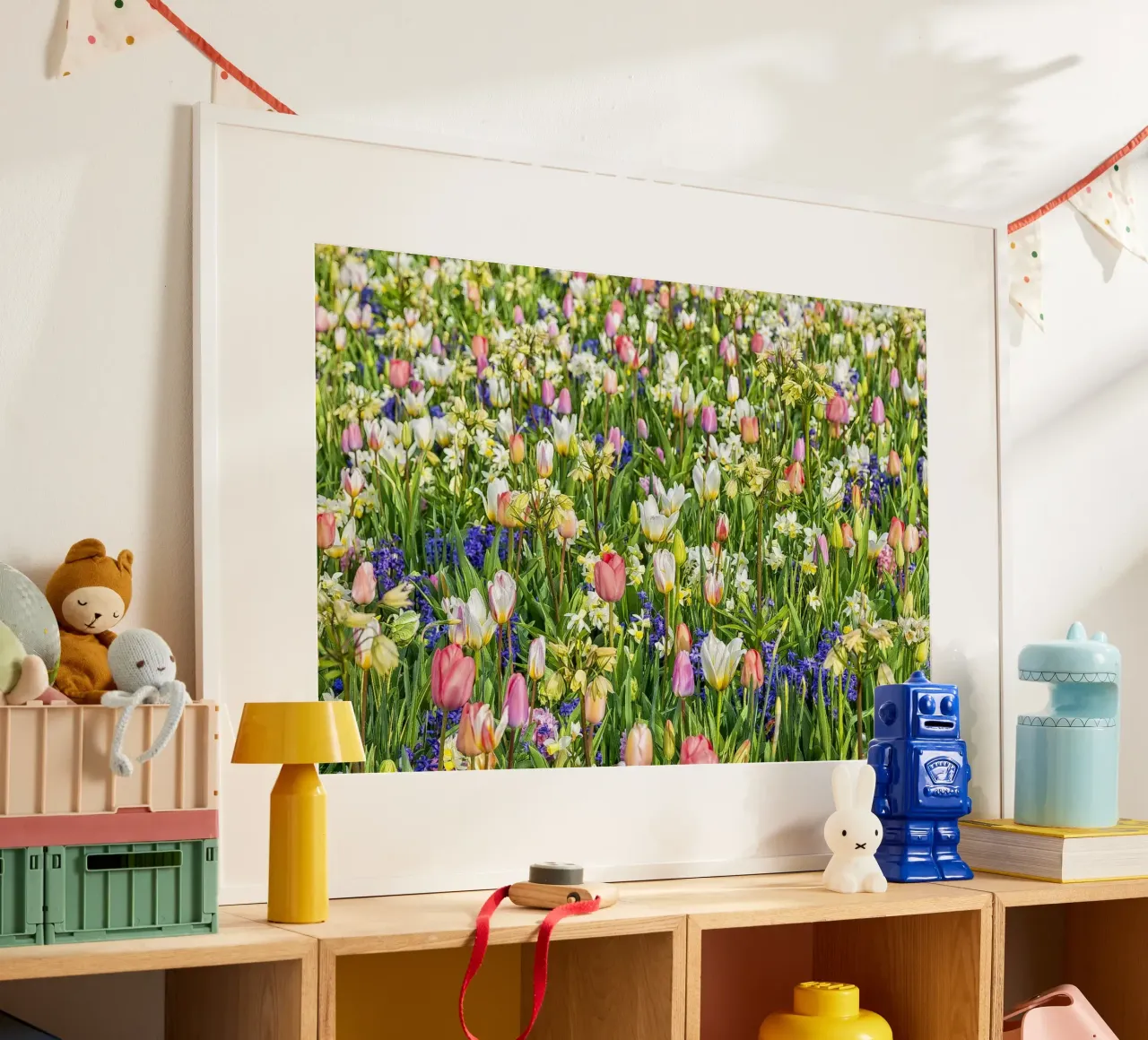 A Springtime Dream: Mixed Flower Field with Tulips and Hyaci carta hahnemühle da Curious Collections by Marielle Leenders