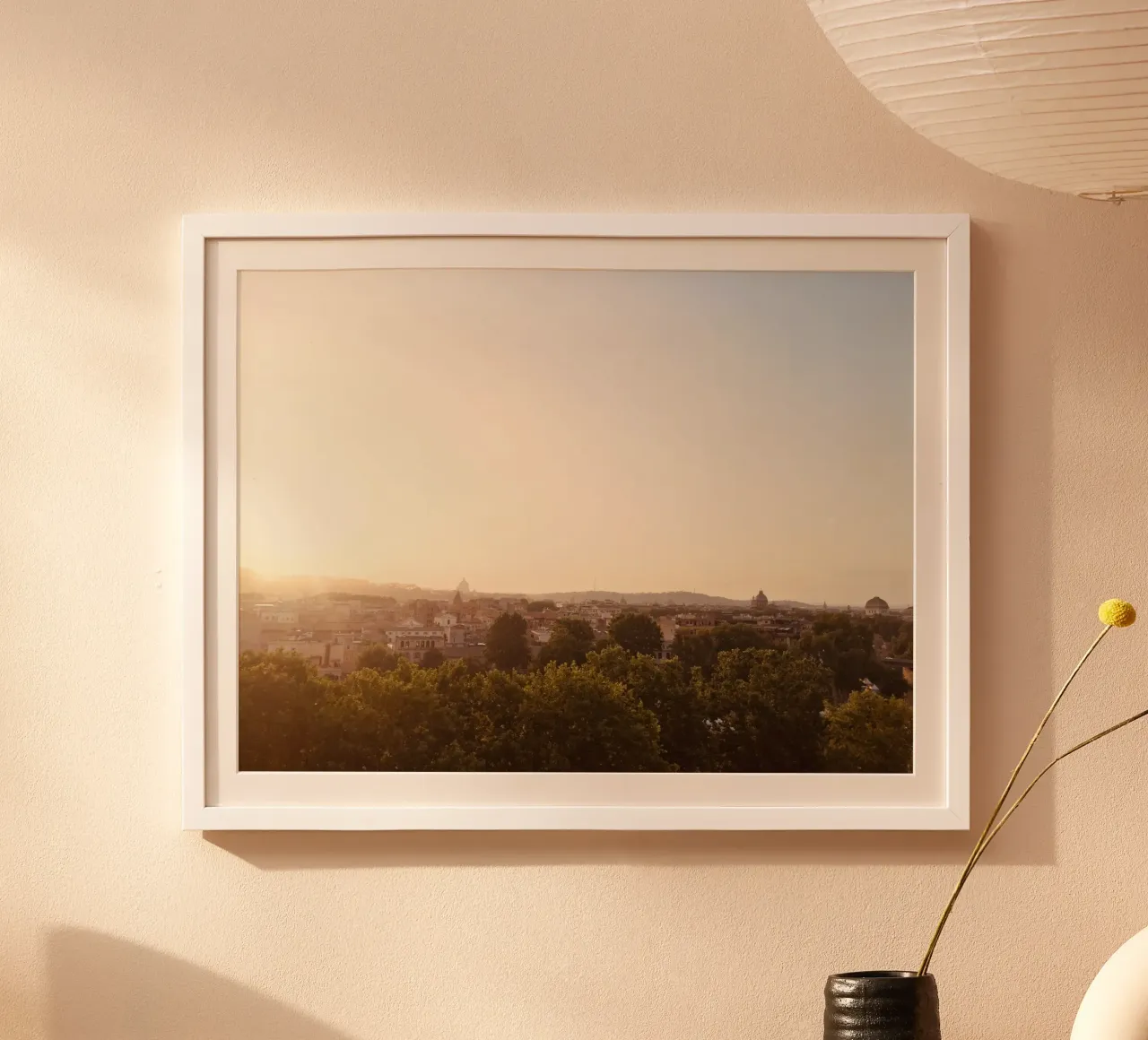 Rome dans la douce lumière du soir, Italie, paysage poster avec cadre en bois de Lisa Jureczko Arts Illustration