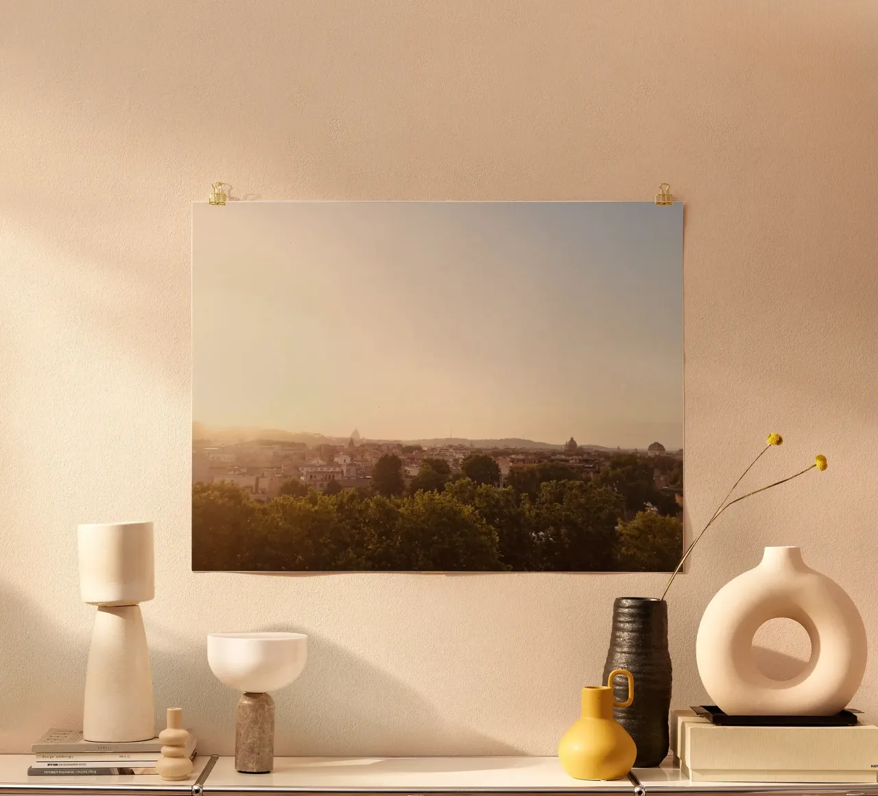 Rome dans la douce lumière du soir, Italie, paysage poster avec cadre en bois de Lisa Jureczko Arts Illustration