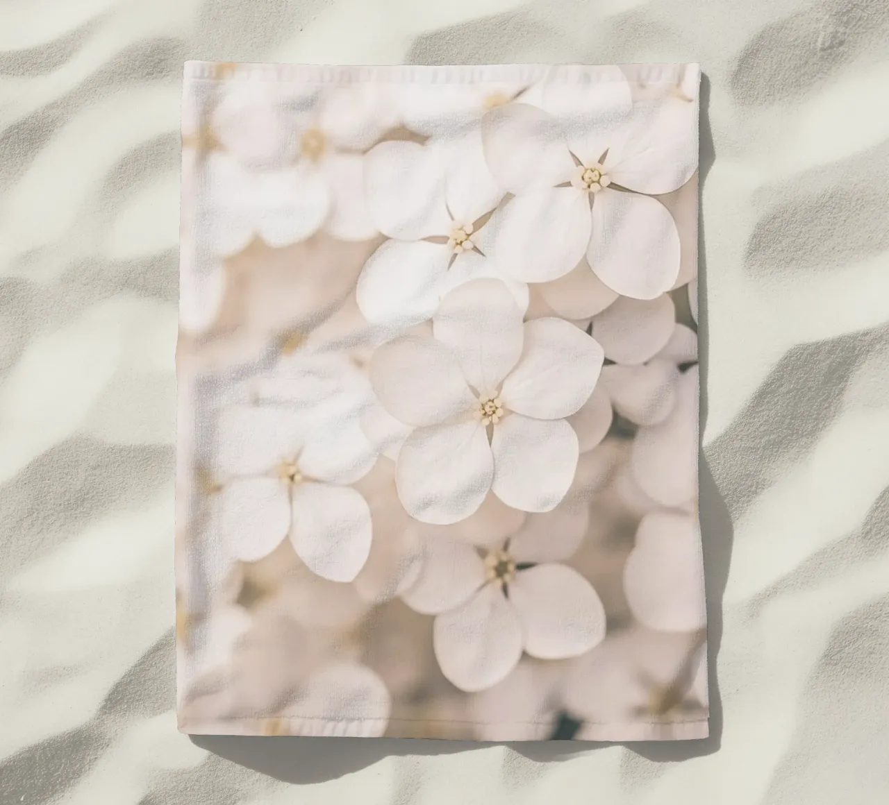 Florale Boho Harmonie beach towel by Carinaprint