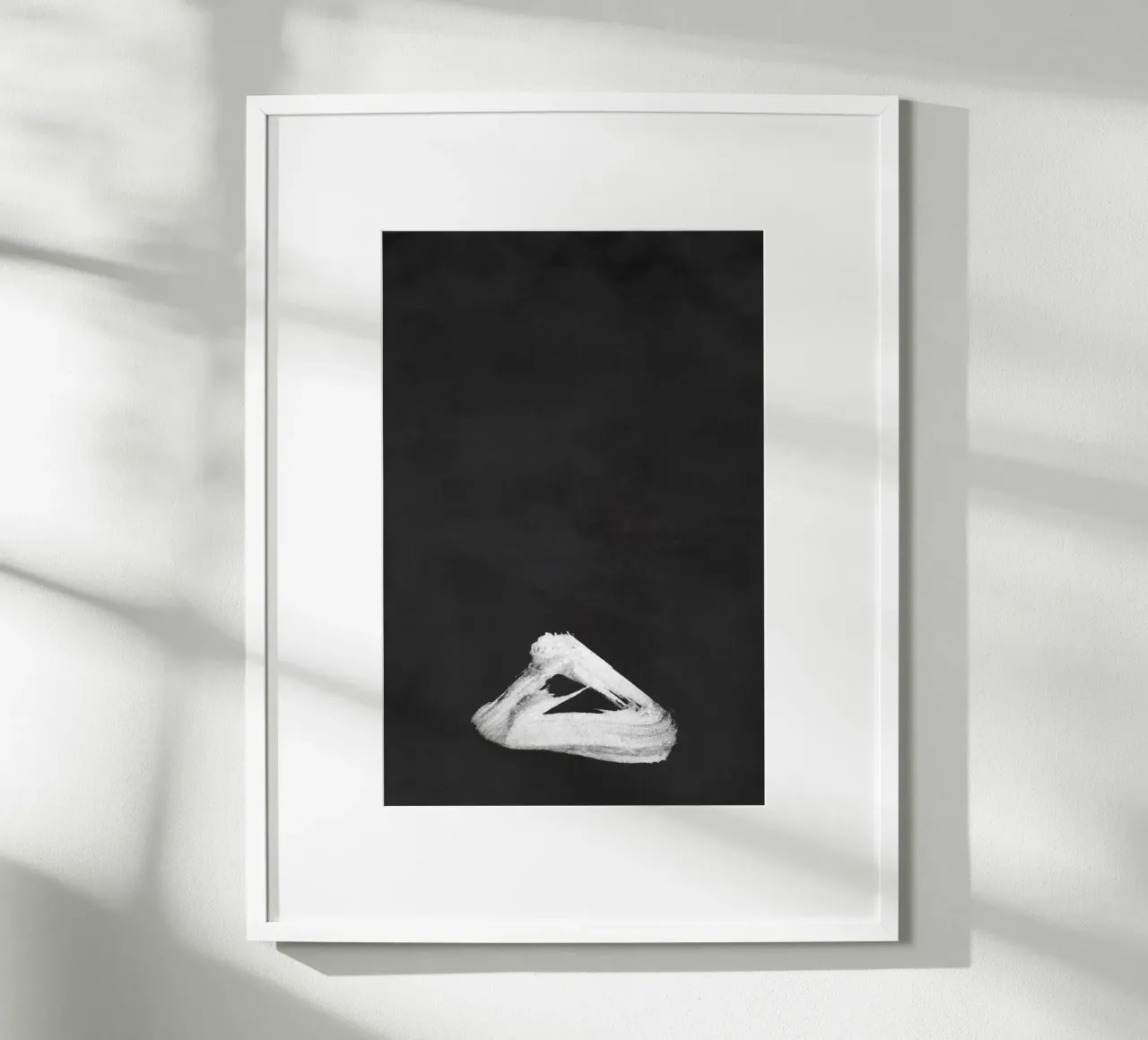 Paesaggio minimale in bianco e nero 02 poster con telaio in plastica da amini54