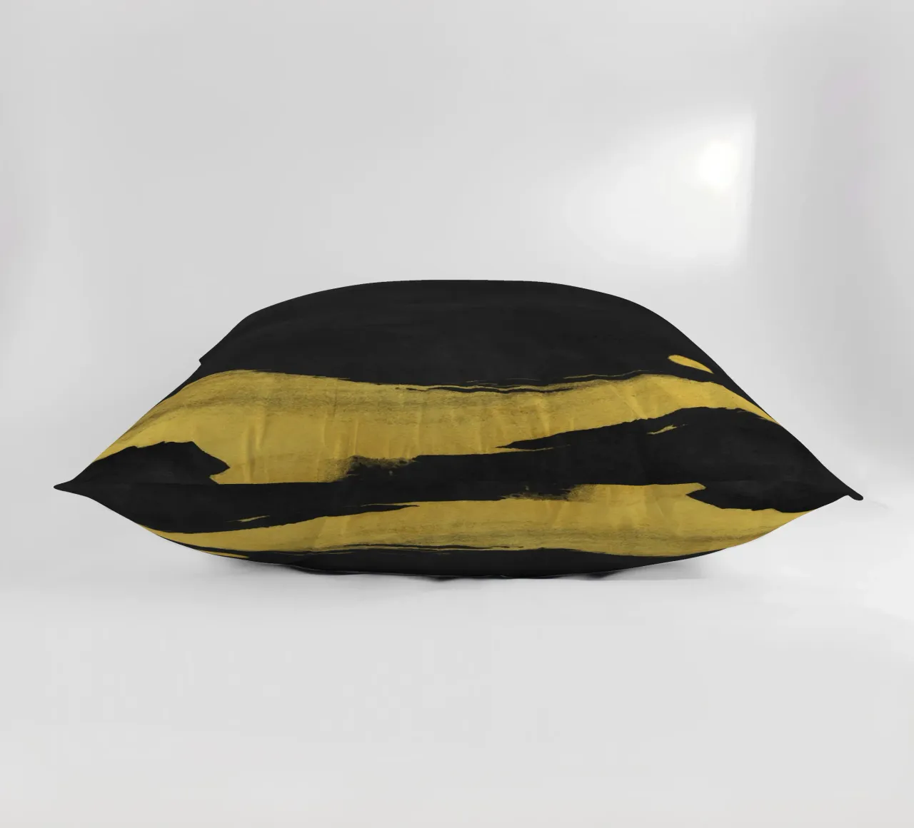 Paesaggio minimale nero e giallo 02 cuscino da amini54