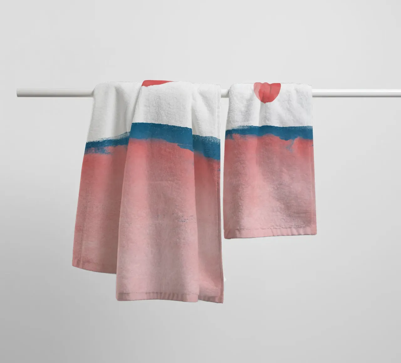 Paesaggio minimale rosa e blu navy 02 asciugamano da bagno da amini54