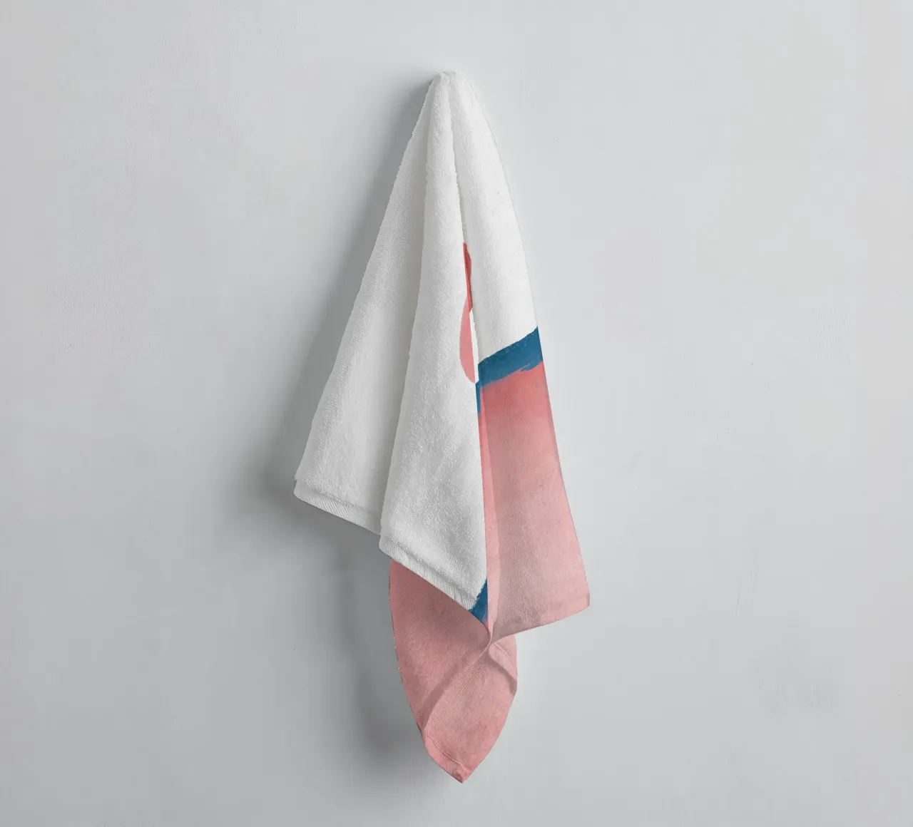 Paesaggio minimale rosa e blu navy 02 asciugamano da bagno da amini54