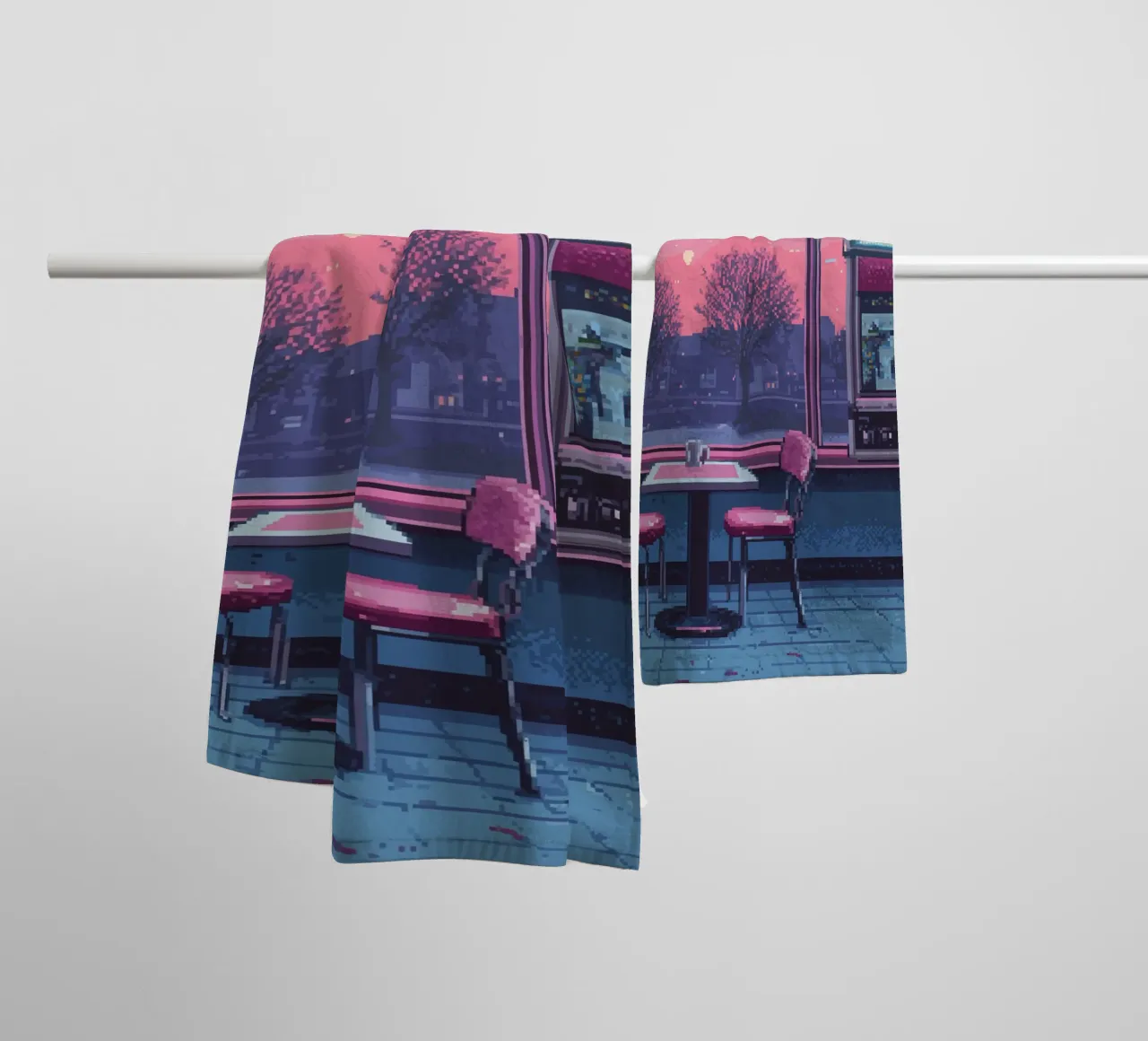 Interno di un diner in pixel art con vista sul tramonto asciugamano da bagno da Dreamyart
