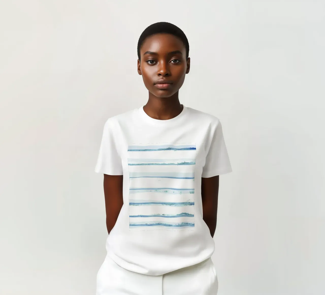 Linee astratte blu e bianche 09 t-shirt da amini54