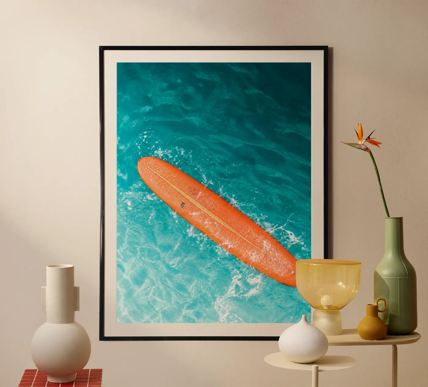 Orange surfboard poster da Vale Studio