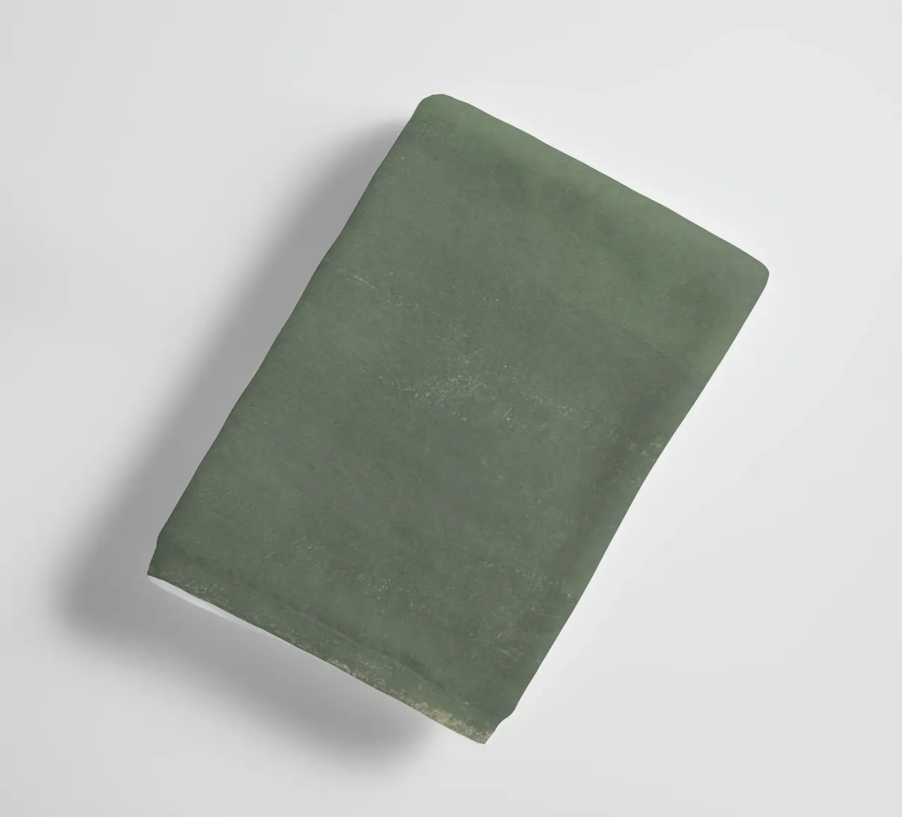 Minimalistisch abstract groen kleurveld 01 badhanddoek van amini54