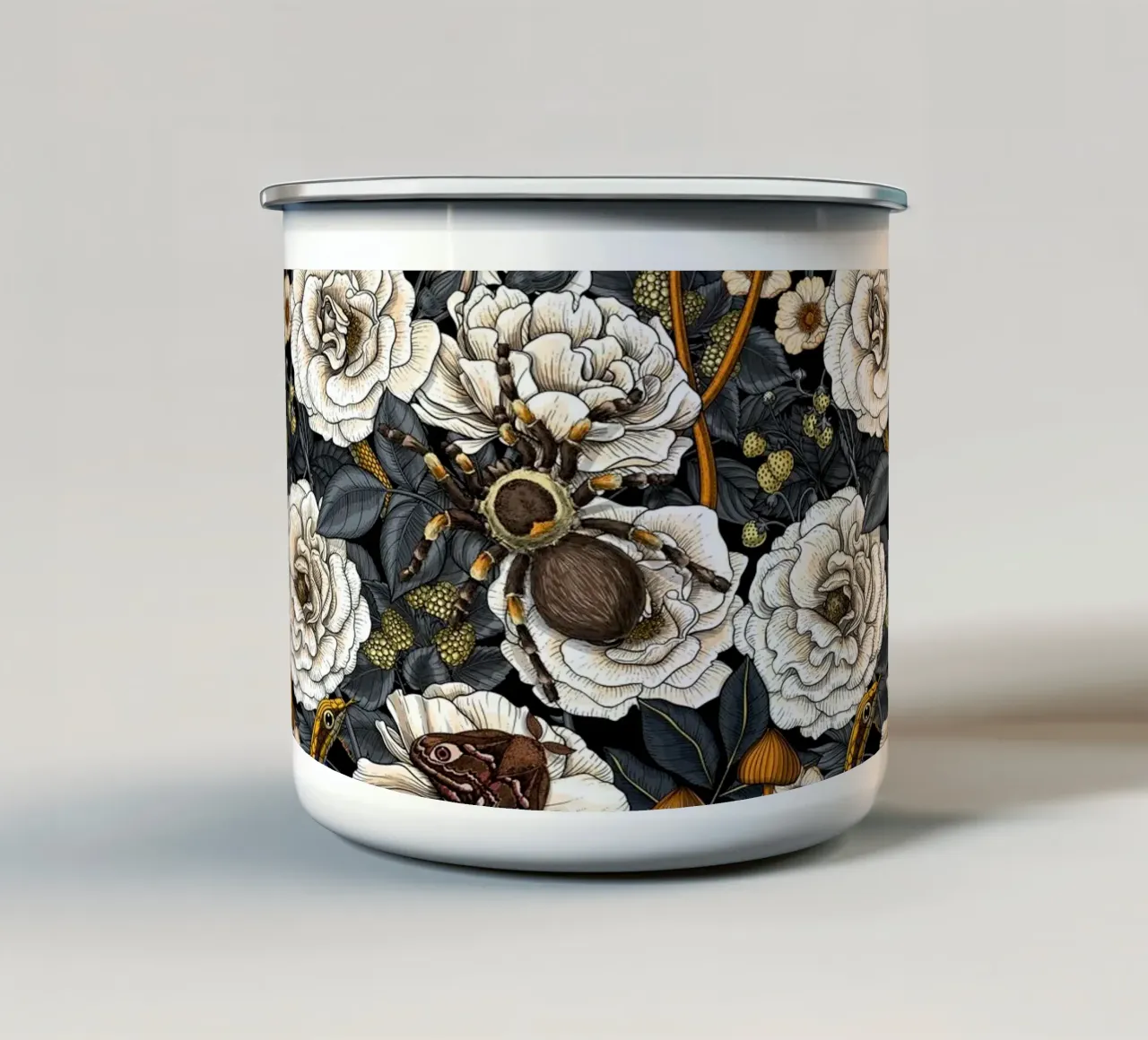 Droomtuin in gebroken wit en grijs emaille mok van Painted Nature