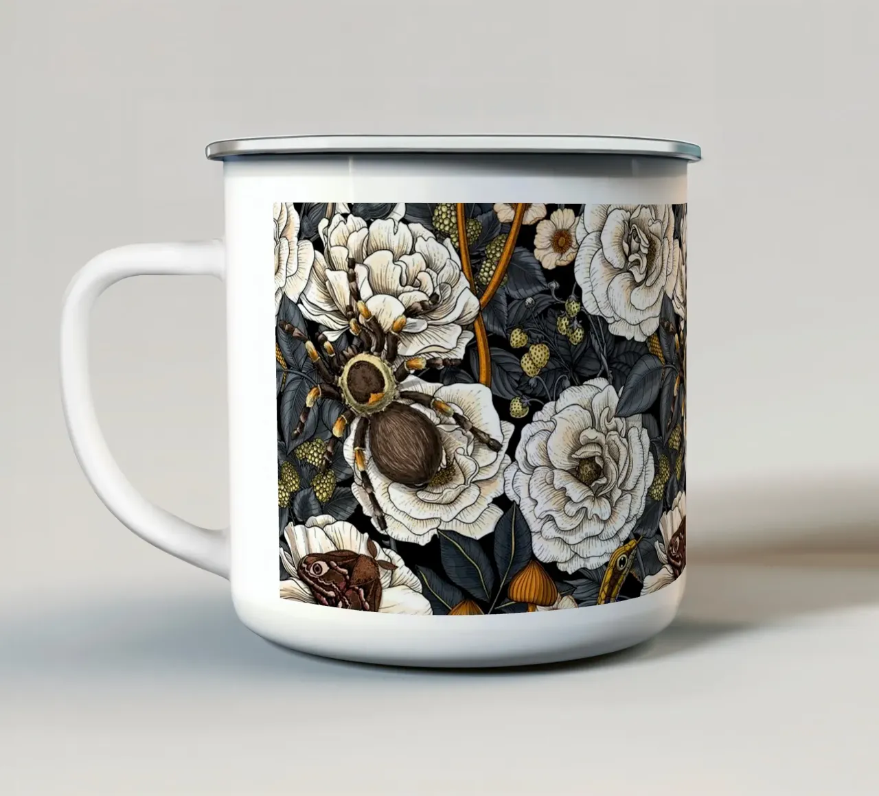 Droomtuin in gebroken wit en grijs emaille mok van Painted Nature