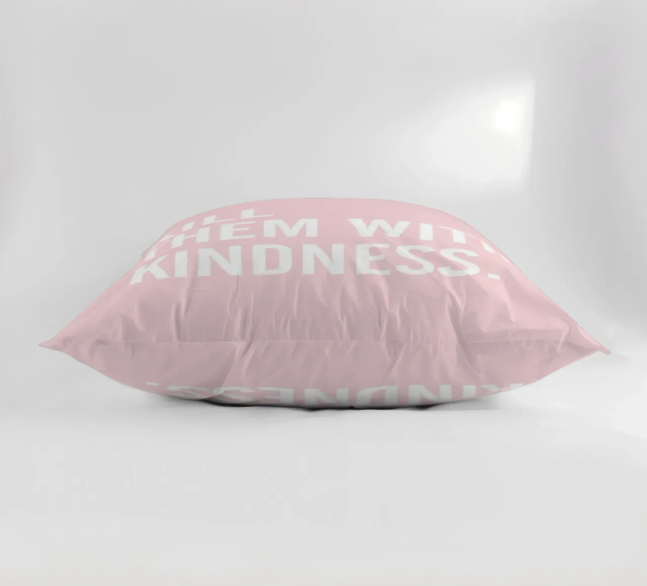 Uccideteli con gentilezza - Rosa Typografie-Design cuscino da Whole©