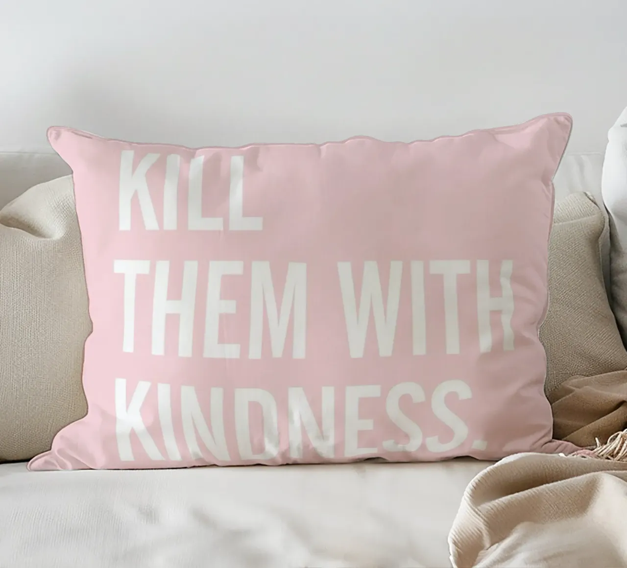 Uccideteli con gentilezza - Rosa Typografie-Design cuscino da Whole©