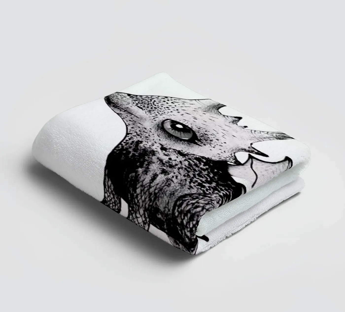 Dragon towel by Tvinkla