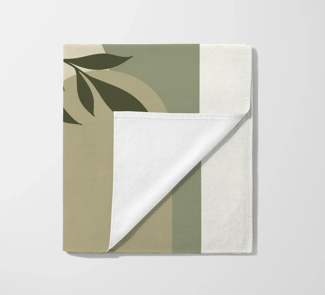 Harmonious blend of nature and abstract design. telo mare da LisaArtes