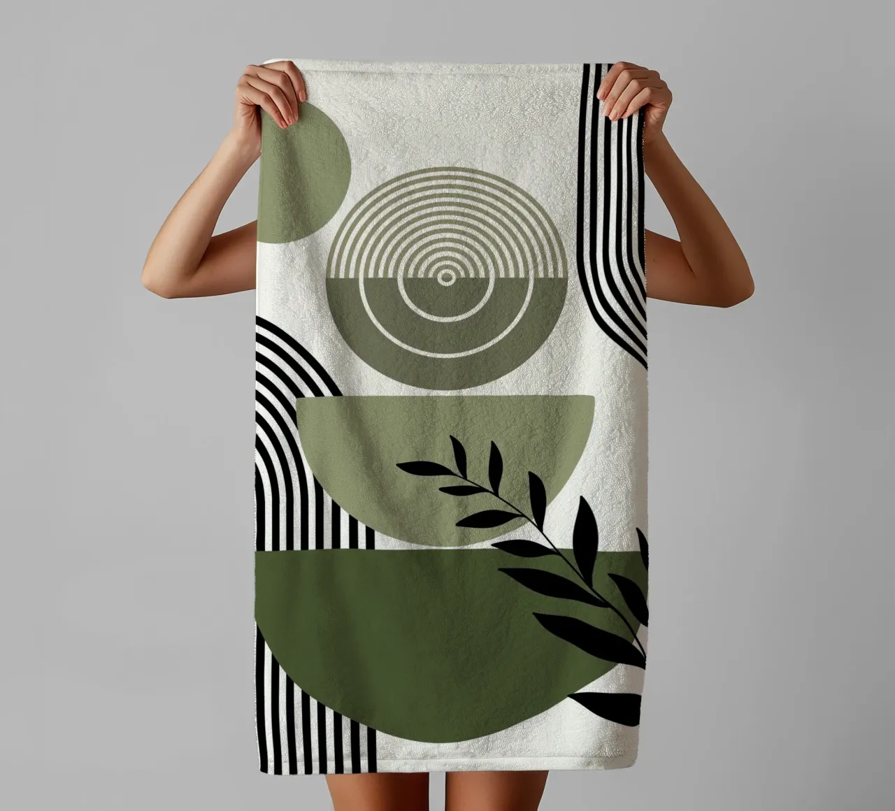 Circles and branch asciugamano da bagno da LisaArtes