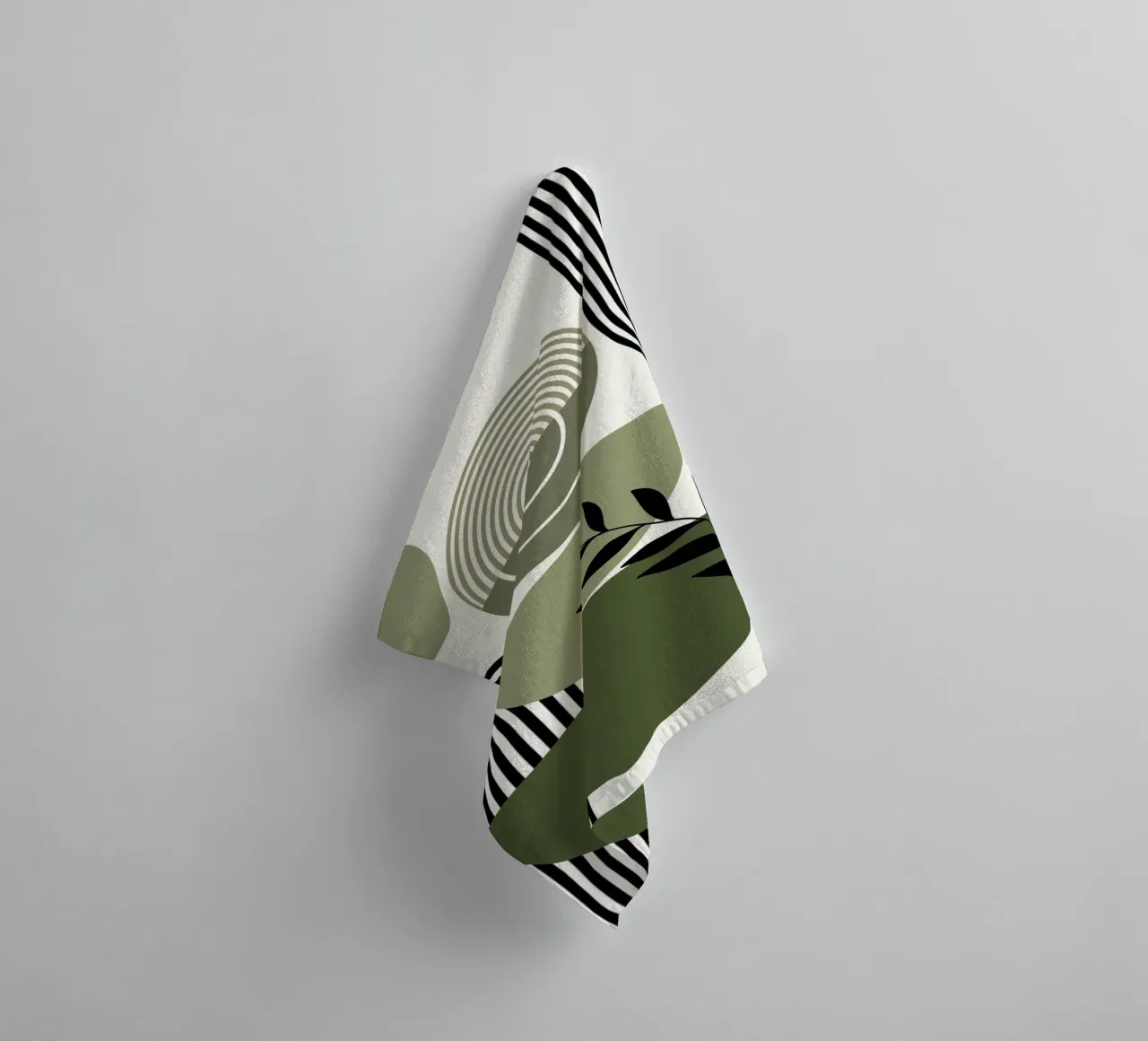 Circles and branch asciugamano da bagno da LisaArtes