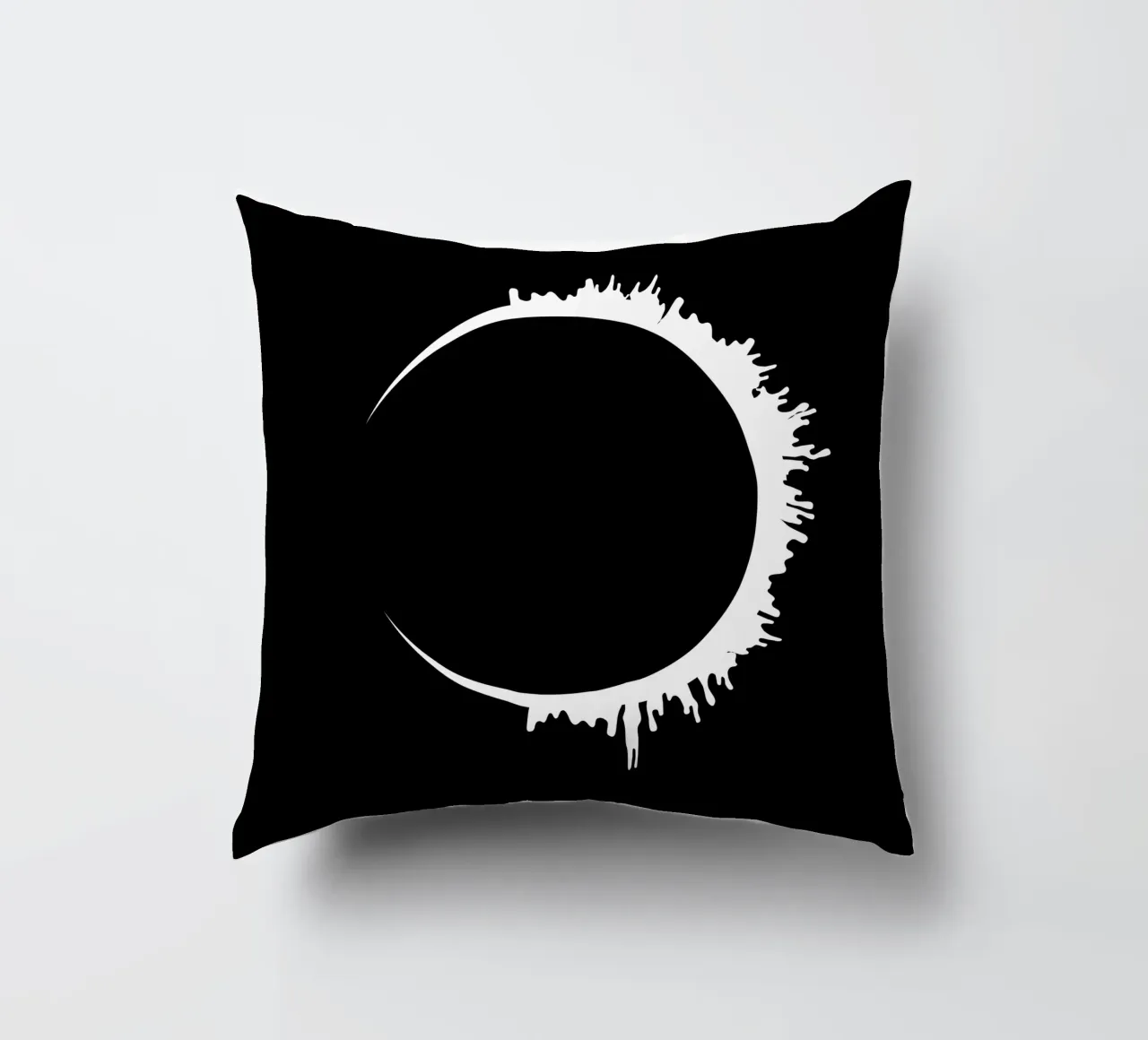 Solar lunar eclipse cuscino da happieeagle