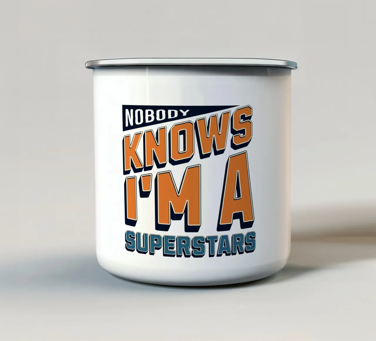 Nessuno sa che sono una Superstar tazza in smalto da Gunawan Rb