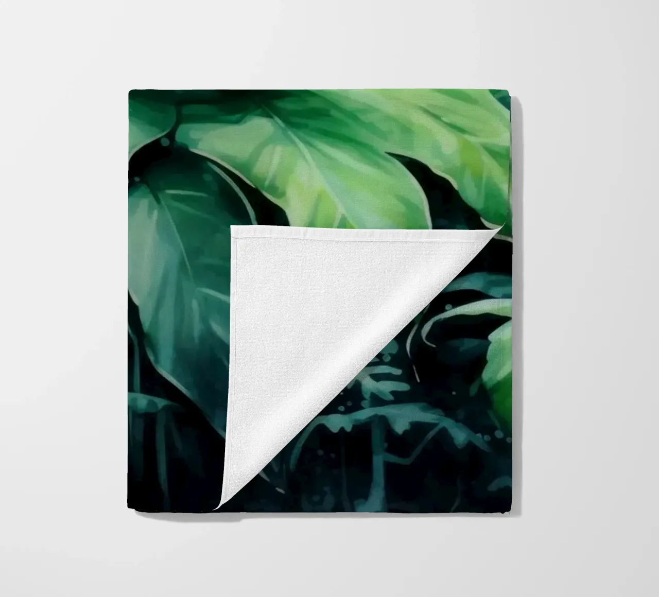 Tropischer Landschaftsgarten Strandtuch von Modern Muse