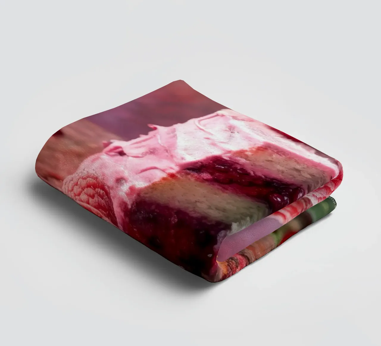 Torta dolce ai lamponi asciugamano da bagno da Justyna Jaszke JBJart