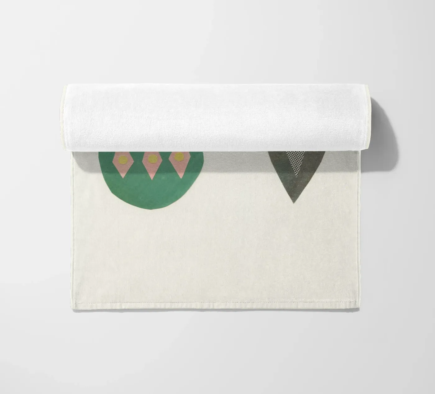 Kerstballen strandhanddoek van Cassia Beck Collage