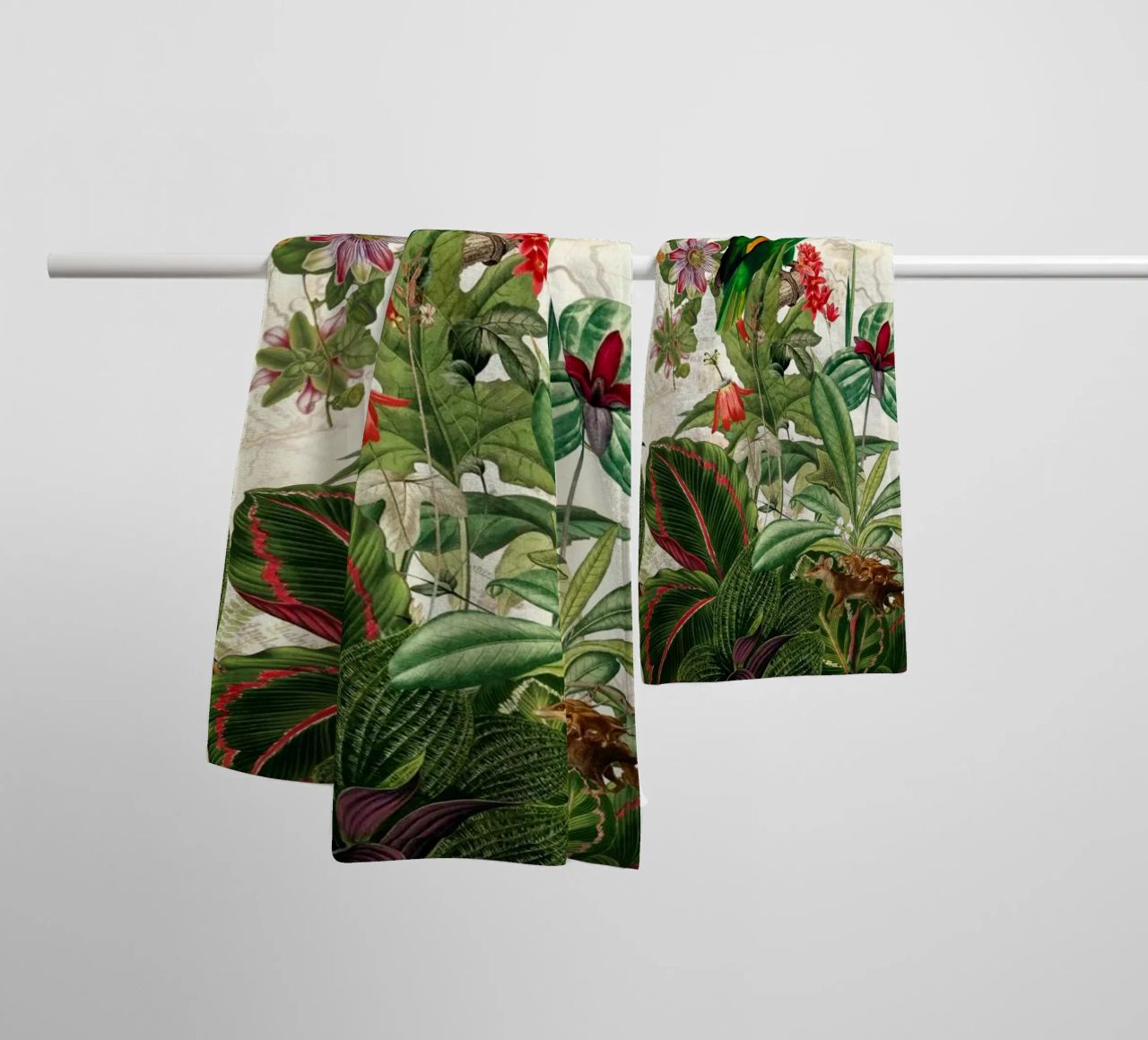 Animaux sauvages tropicaux Jungle Safari Paysage serviette de bain de Vintage World - Uta Naumann