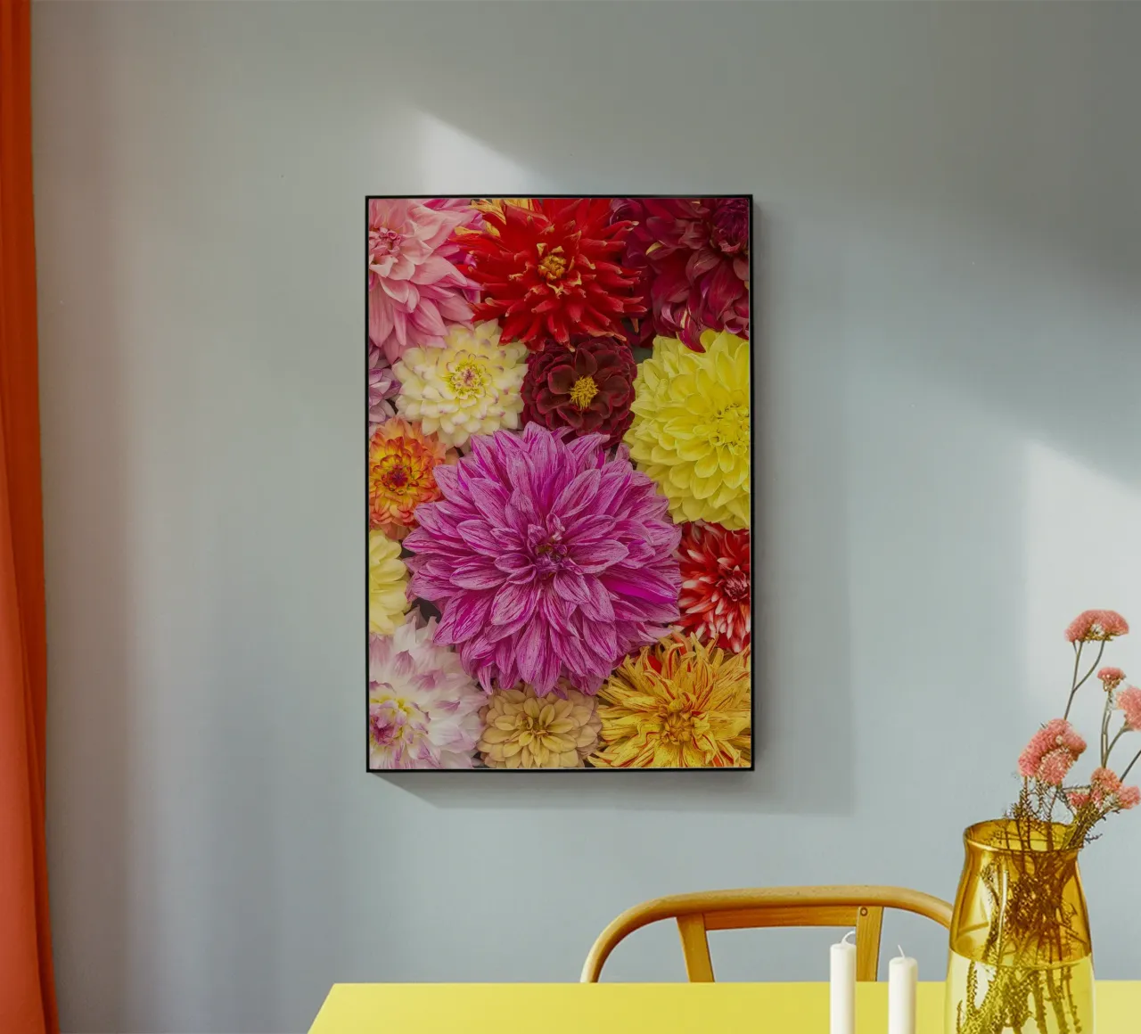 Un caleidoscopio di bellezza: Dalie miste plexiglass da Curious Collections by Marielle Leenders