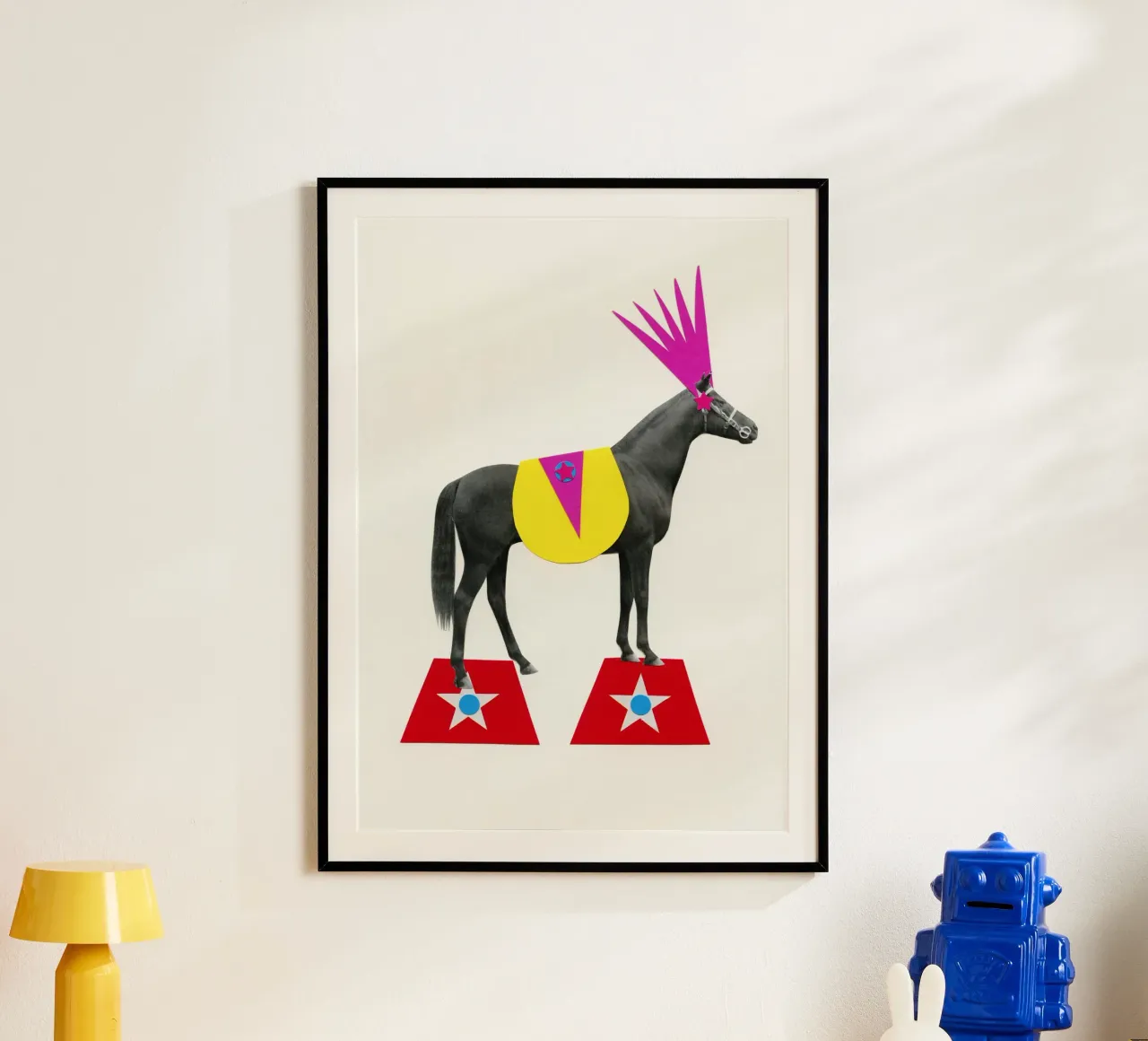 Il circo degli animali fantastici. Parte 1 poster con telaio in alluminio da Cassia Beck Collage