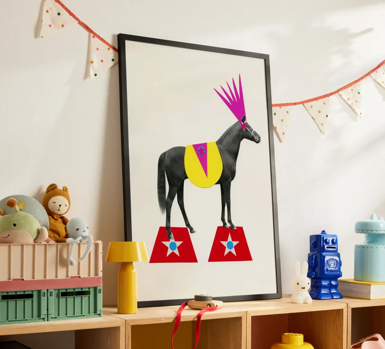 Il circo degli animali fantastici. Parte 1 poster con telaio in alluminio da Cassia Beck Collage