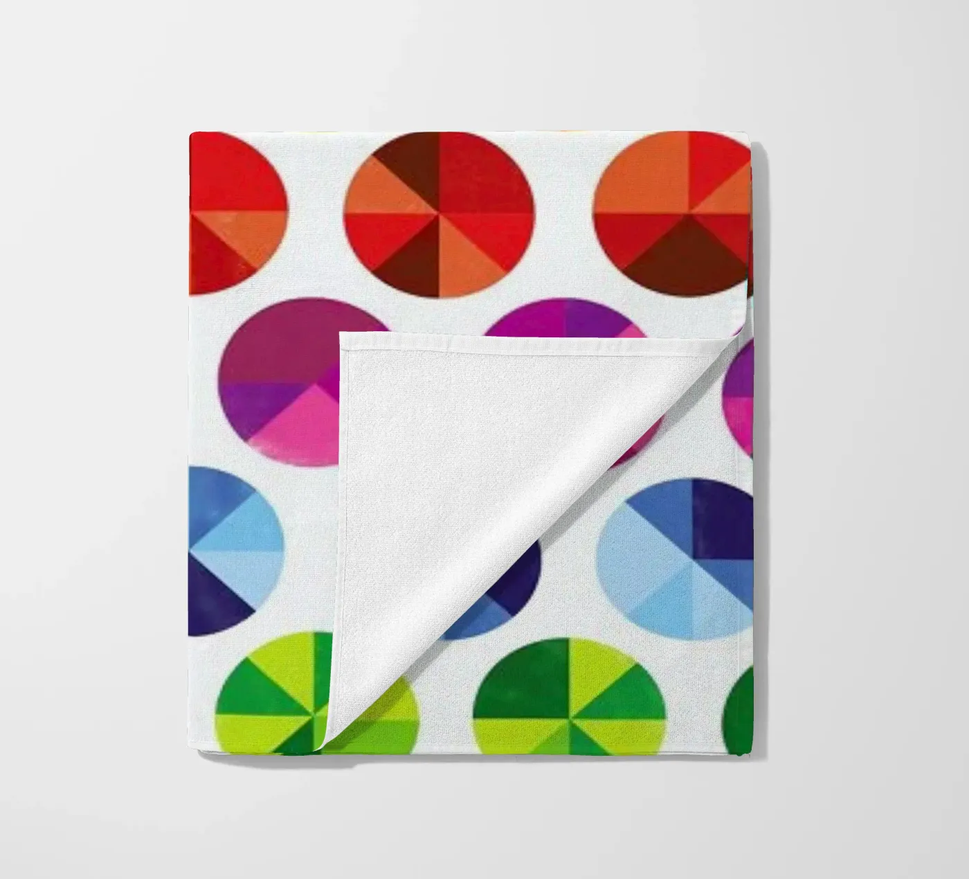 Colourwheels strandhanddoek van Chris Wharton