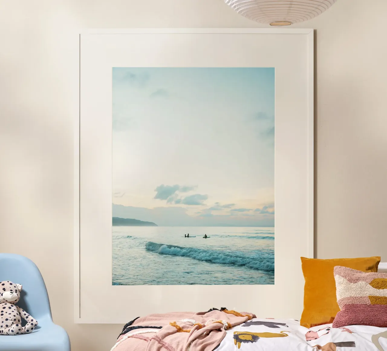 Ocean Serenity - Surfing in the Dominican Republic poster con telaio in plastica da Raisa Zwart Photography