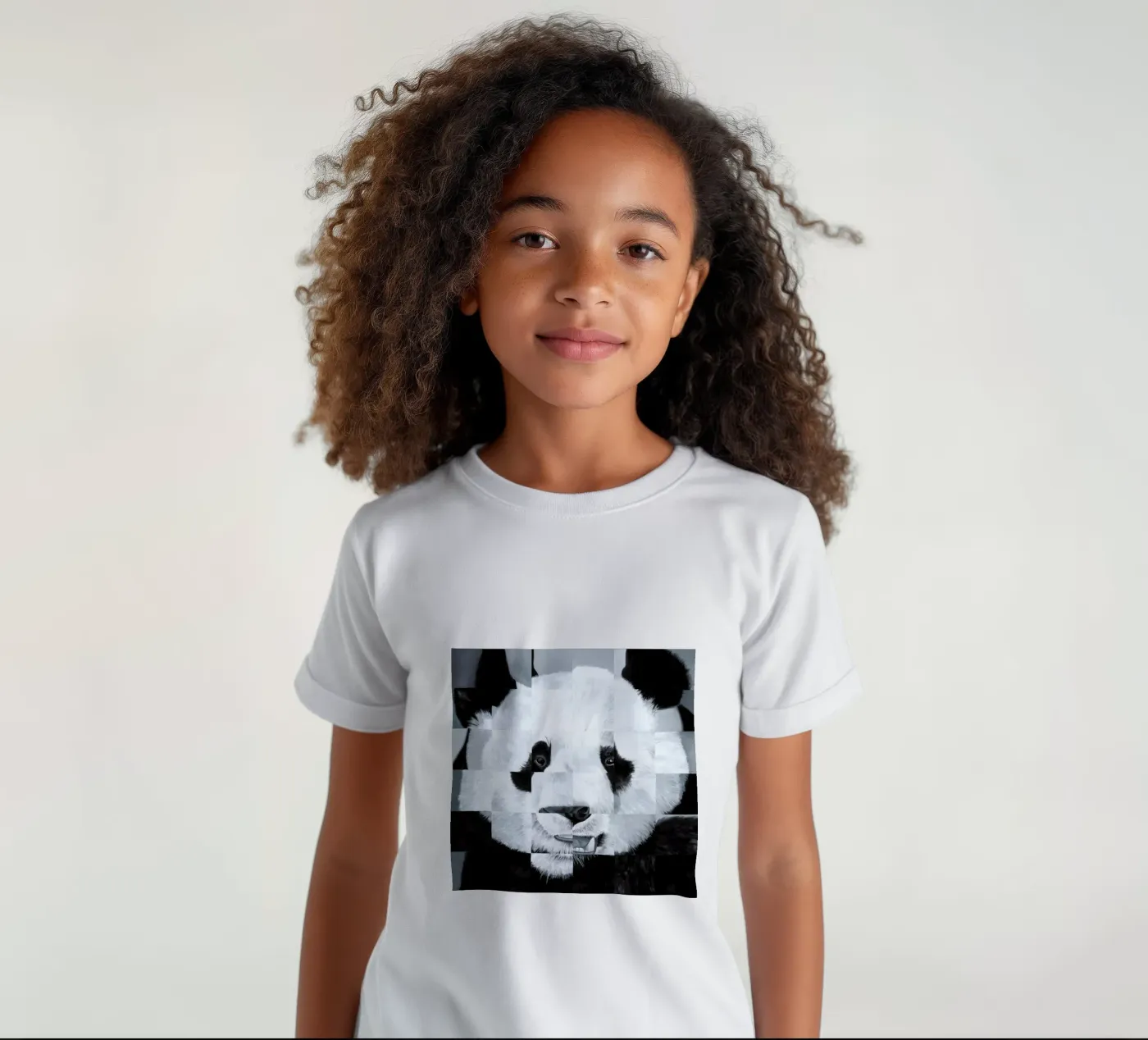 Panda kinder t-shirt van Allison Chaplin