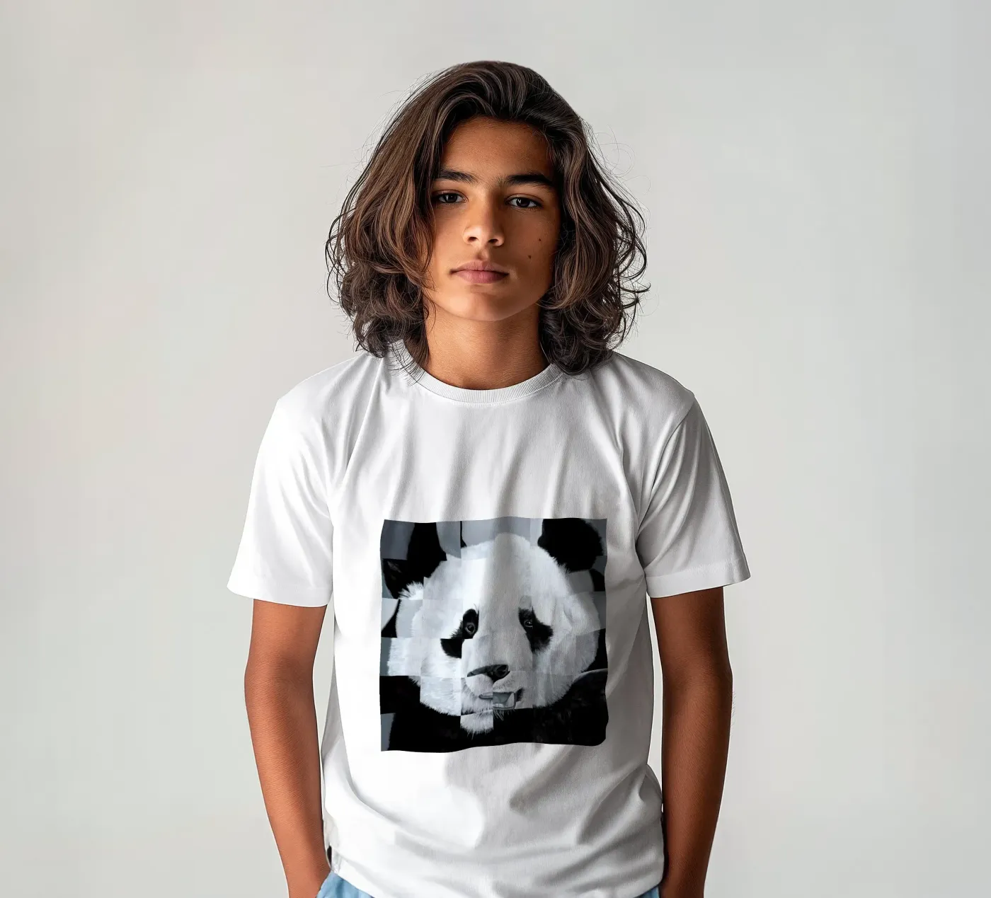 Panda kinder t-shirt van Allison Chaplin