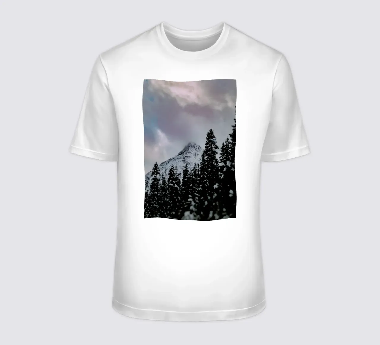 Cascade Mountain t-shirt da Leah Flores