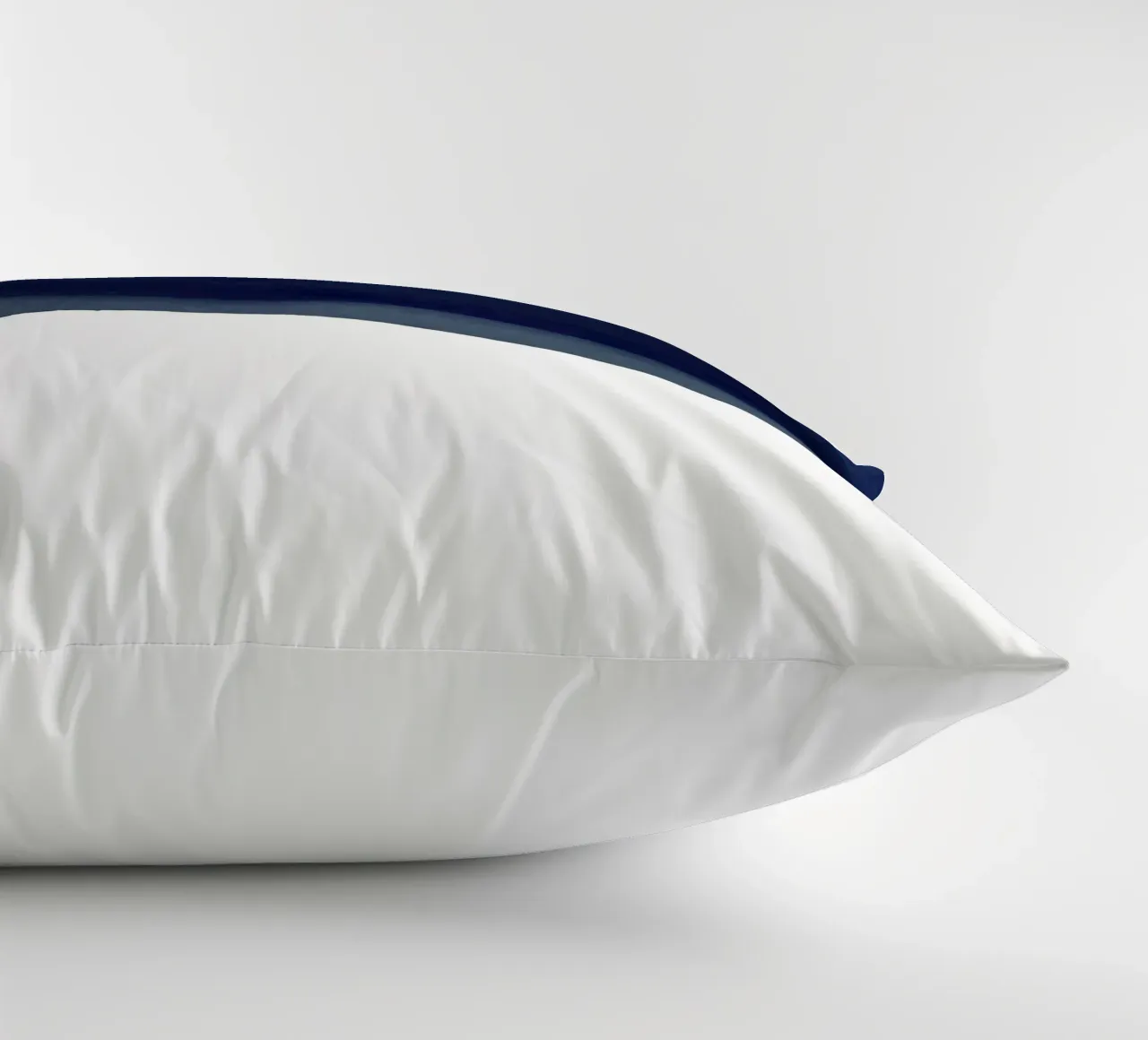 Minimal Navy Blue Abstract 02 Landscape cuscino da amini54