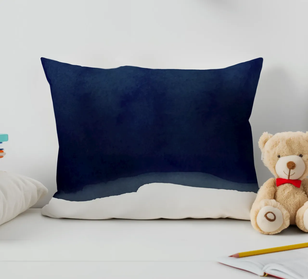 Minimal Navy Blue Abstract 02 Landscape cuscino da amini54