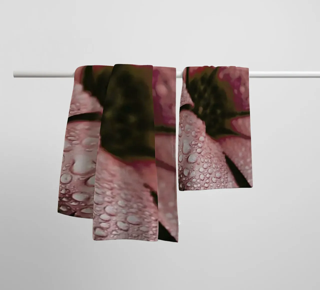 Dusty Pink serviette de bain de Ingrid Beddoes