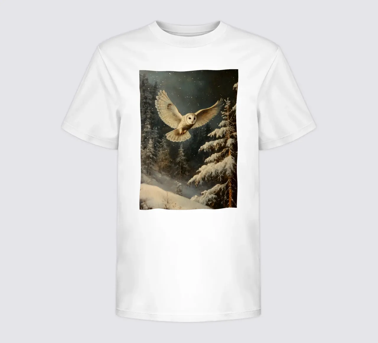 Eule im Winterwald kids t-shirt by Luna & Noctua