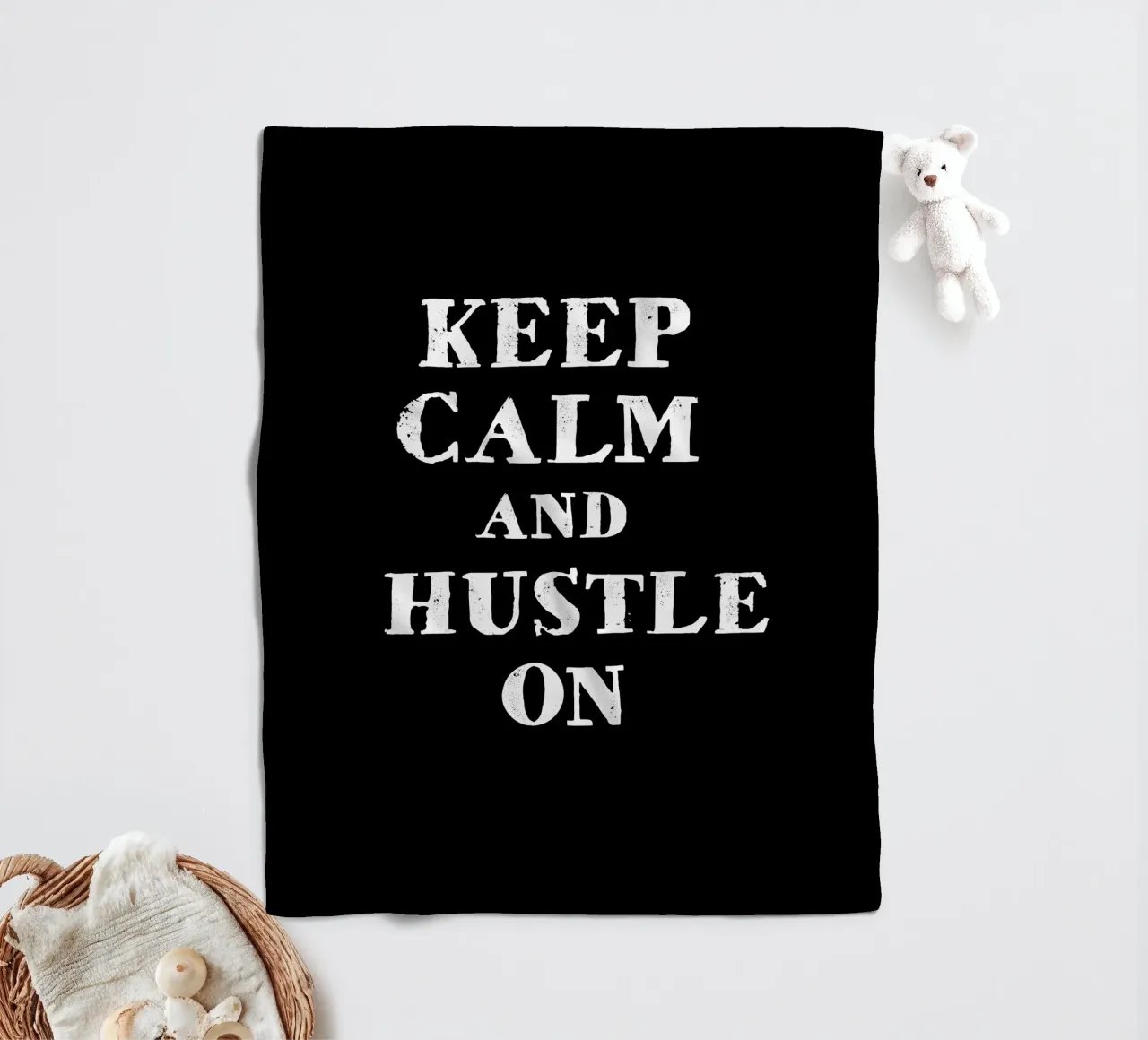 Keep calm and hustle on coperta in pile da happieeagle