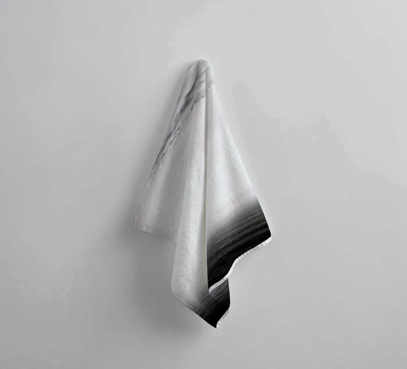 Storm Handtuch von The Wall Shop