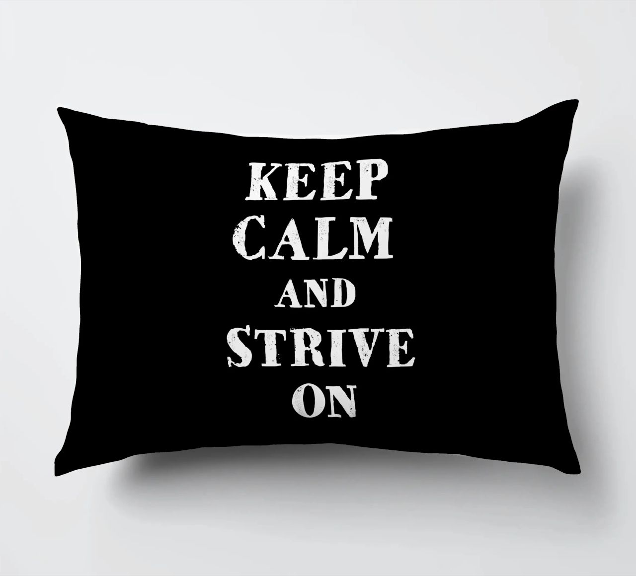 Keep calm and strive on cuscino da happieeagle