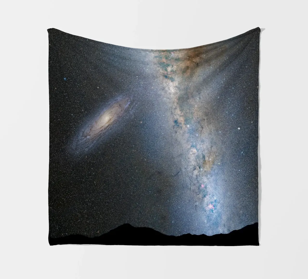 Immagine ad alta definizione del telescopio Hubble coperta in pile da 🎁 ARTVI-SHOP