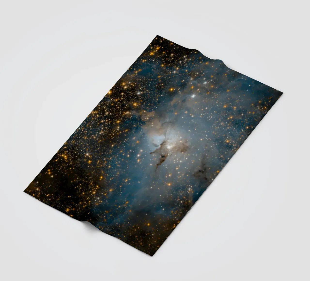 Immagine ad alta definizione del telescopio Hubble coperta in pile da 🎁 ARTVI-SHOP