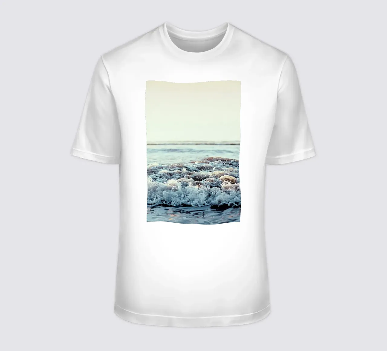 Pacific Ocean t-shirt da Leah Flores