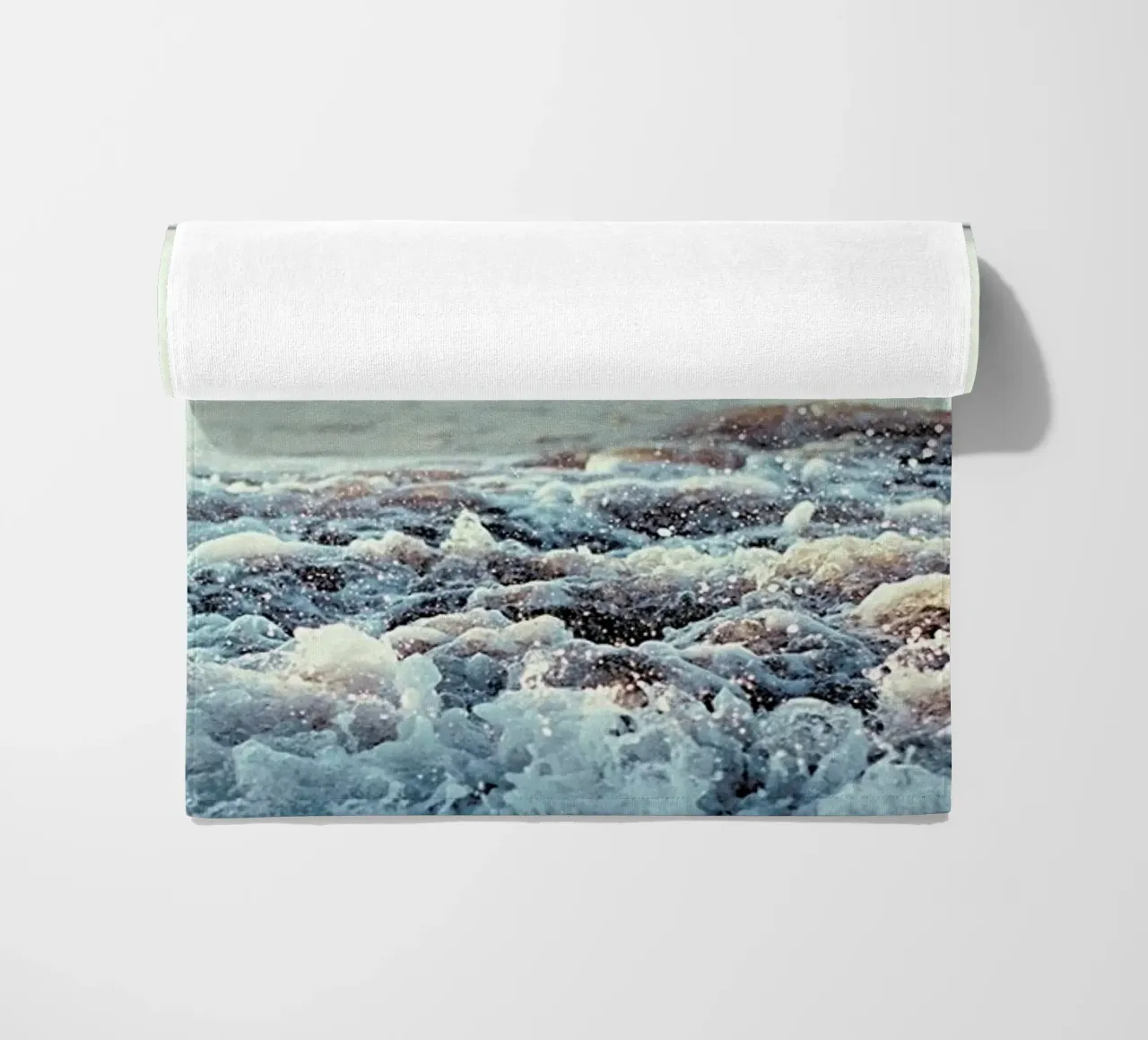 Pacific Ocean telo mare da Leah Flores