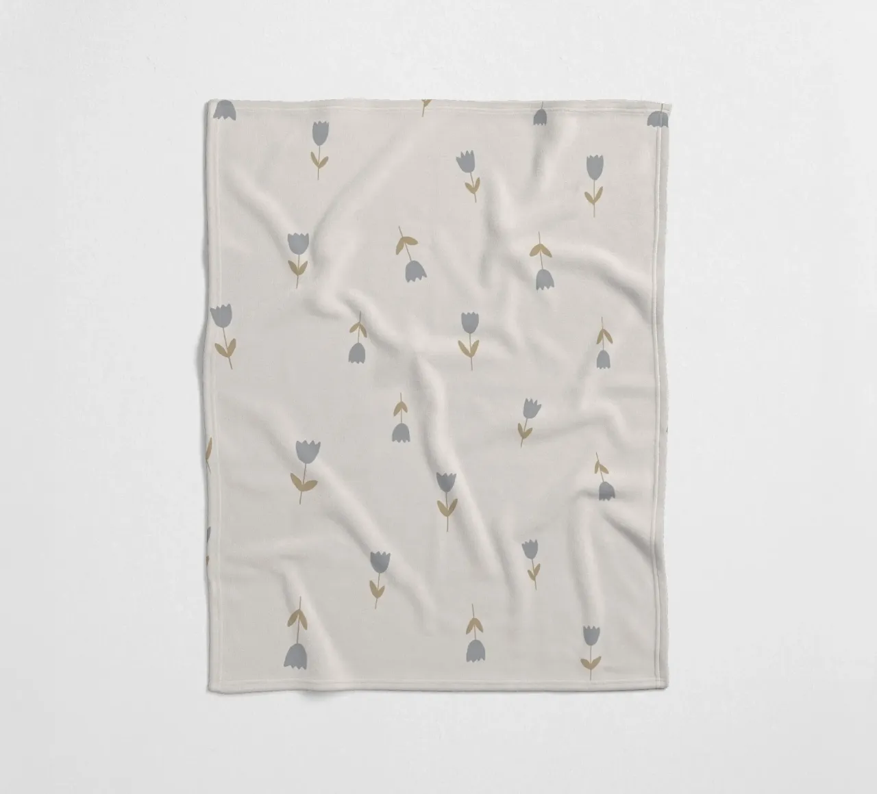 Tulips off-white Fleecedecke von AleksandraAnna