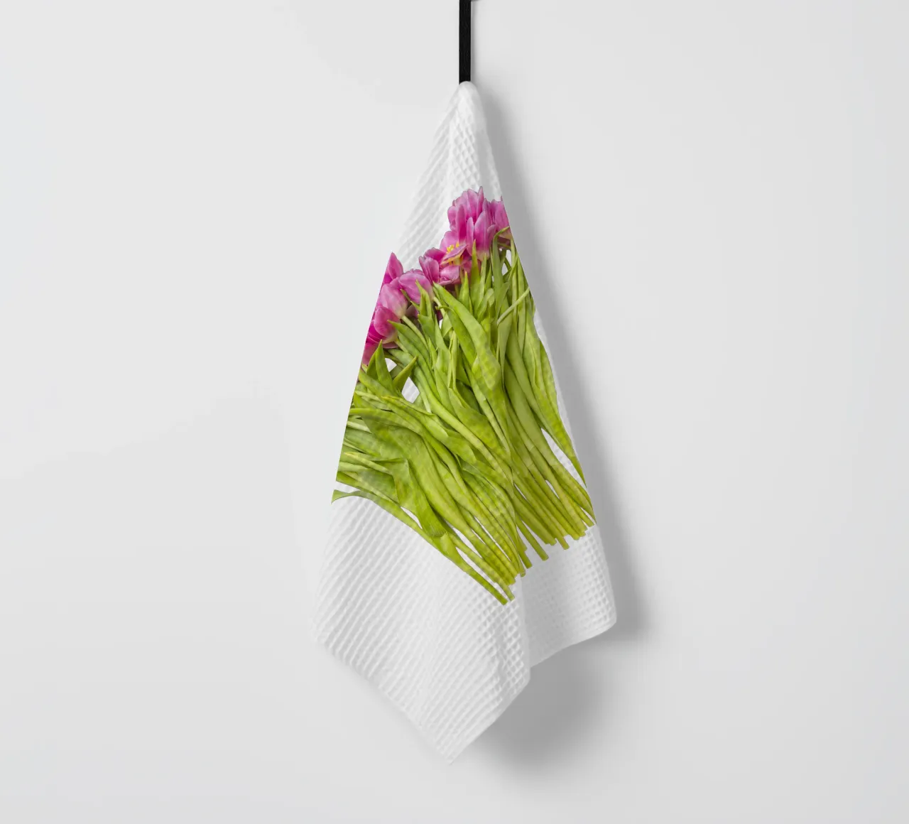 Un tocco di bellezza: Un bouquet di tulipani rosa canovaccio da cucina da Curious Collections by Marielle Leenders